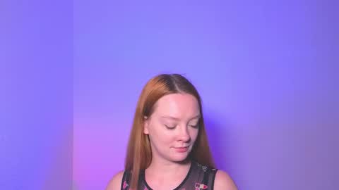 Snapshot of sunshunexxx chatting on 18, 10, 2025 SunShuneXxX online show from 18, 10, 2025