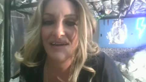 sunshynedreamz online show from 4, 10, 2025