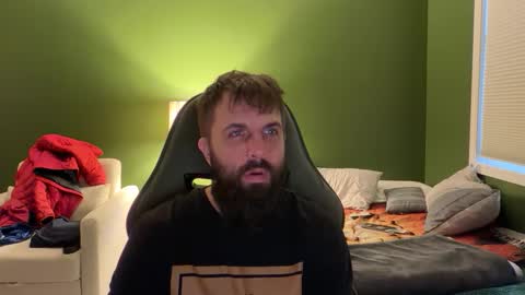 Snapshot of supbroitsmatt chatting on 18, 12, 2025 Matt online show from 18, 12, 2025