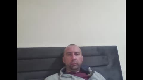 super42835015 online show from 30, 4, 2026