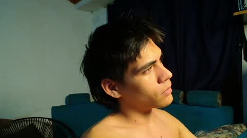 Snapshot of super_cute1 chatting on 31, 5, 2026 super_cute1 online show from 31, 5, 2026