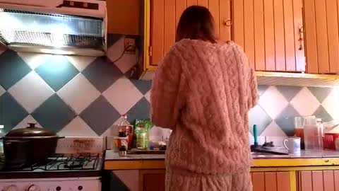 Snapshot of super_jony chatting on 7, 10, 2025 super jony and Marta GMT 1300-1800 every day online show from 7, 10, 2025