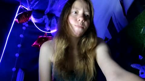 Snapshot of super_jony chatting on 5, 11, 2025 super jony and Marta GMT 1300-1800 every day online show from 5, 11, 2025