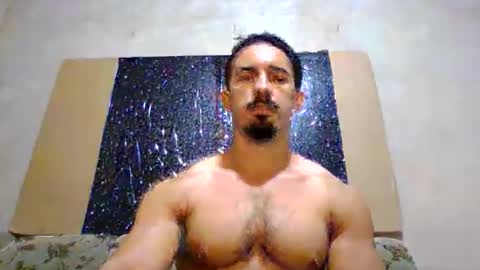Snapshot of superbigmr chatting on 6, 10, 2025 james online show from 6, 10, 2025