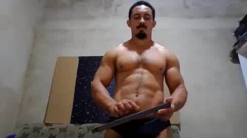 Snapshot of superbigmr chatting on 21, 10, 2025 james online show from 21, 10, 2025