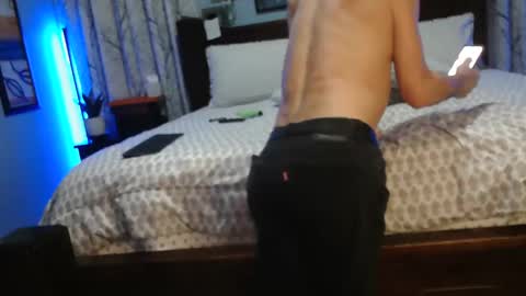 Superbronnon online show from 12, 1, 2025