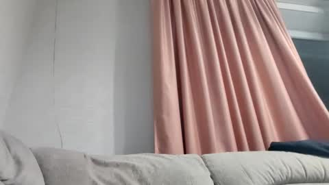 Snapshot of supereasyx chatting on 25, 12, 2024 Annie online show from 25, 12, 2024