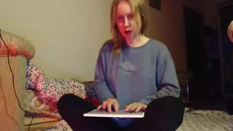 Annie online show from 8, 5, 2026