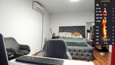 supermanboyxxl online show from 7, 10, 2025