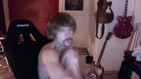 Snapshot of supersnajdarn chatting on 1, 1, 2025 supersnajdarn online show from 1, 1, 2025