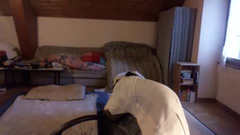 supersquirrel81 online show from 11, 10, 2025