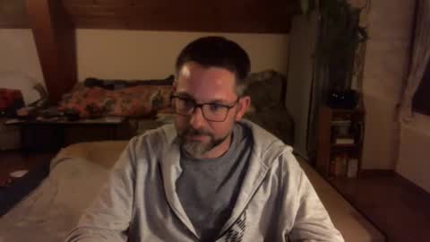 supersquirrel81 online show from 3, 12, 2025