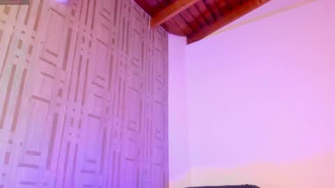 Snapshot of suprasexyjohn chatting on 24, 4, 2026 llllSupra llll online show from 24, 4, 2026