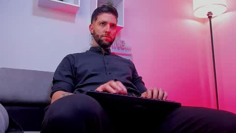 supreme_alpha_ online show from 17, 11, 2025