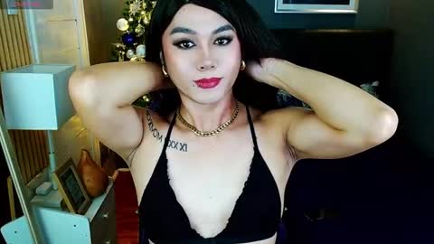 Snapshot of supreme_deity chatting on 22, 10, 2025 DIANNA online show from 22, 10, 2025