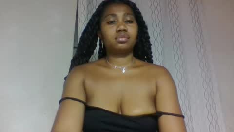 Snapshot of surbelle chatting on 30, 5, 2026 surbelle online show from 30, 5, 2026