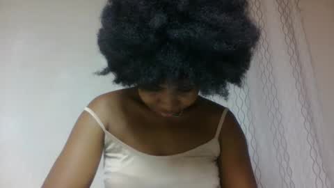 Snapshot of surbelle chatting on 31, 5, 2026 surbelle online show from 31, 5, 2026