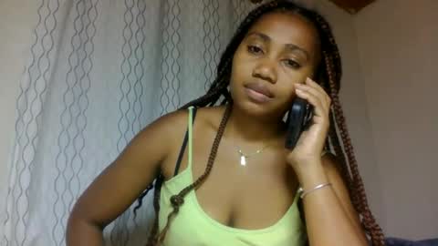 Snapshot of surbelle chatting on 7, 6, 2026 surbelle online show from 7, 6, 2026