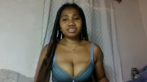 Snapshot of surbelle chatting on 12, 6, 2026 surbelle online show from 12, 6, 2026