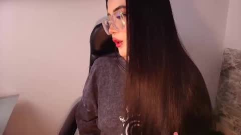 Snapshot of susana_hank chatting on 26, 4, 2026 susana online show from 26, 4, 2026