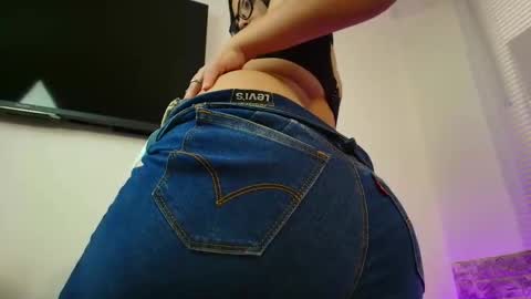 Snapshot of susana_hank chatting on 20, 5, 2026 susana online show from 20, 5, 2026