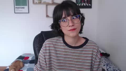Snapshot of susana_w chatting on 4, 2, 2025 susana_w online show from 4, 2, 2025