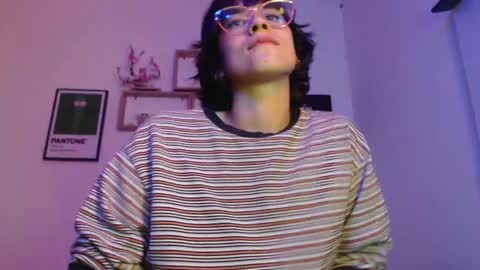 Snapshot of susana_w chatting on 5, 2, 2025 susana_w online show from 5, 2, 2025