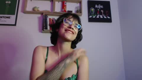 Snapshot of susana_w chatting on 27, 2, 2025 susana_w online show from 27, 2, 2025