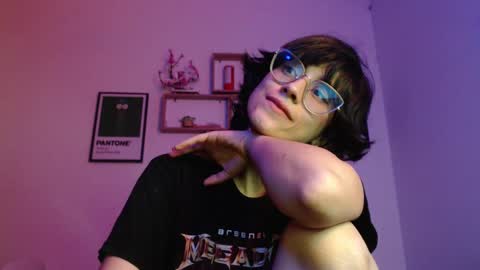 Snapshot of susana_w chatting on 5, 3, 2025 susana_w online show from 5, 3, 2025