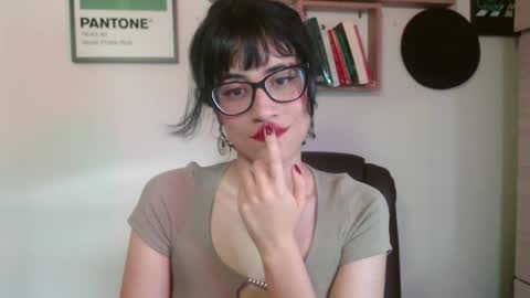 Snapshot of susana_w chatting on 15, 9, 2025 susana_w online show from 15, 9, 2025