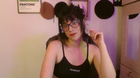 Snapshot of susana_w chatting on 18, 9, 2025 susana_w online show from 18, 9, 2025