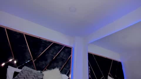 susanahenao online show from 5, 3, 2025