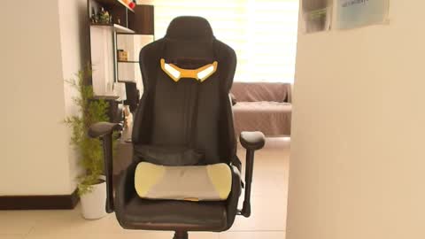 Snapshot of susanrhodes_ chatting on 28, 10, 2025 Susan Rhodes online show from 28, 10, 2025