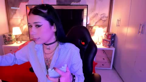 Snapshot of susanvilla chatting on 5, 1, 2026 susanvilla online show from 5, 1, 2026