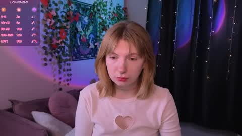 Snapshot of susie_miu chatting on 7, 5, 2026 SUSIE 3 online show from 7, 5, 2026