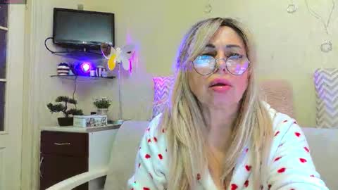 SusieNoreen online show from 15, 10, 2025