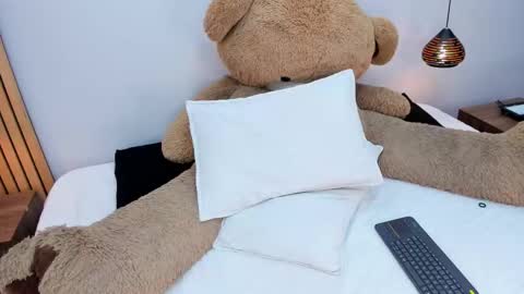 Snapshot of susimendez_ chatting on 8, 3, 2026 susi online show from 8, 3, 2026