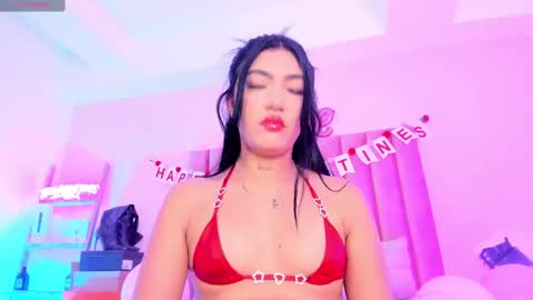 Snapshot of sussan_nicolle1 chatting on 14, 2, 2025 Sussan Nicole online show from 14, 2, 2025