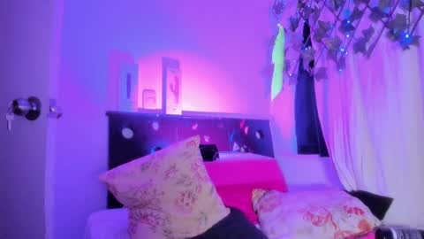 sussanmiller_ online show from 26, 2, 2025