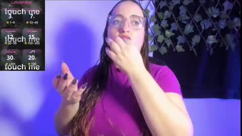 Snapshot of sussanmiller_ chatting on 15, 9, 2025 sussanmiller_ online show from 15, 9, 2025