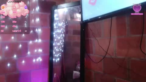 Snapshot of sussy_222 chatting on 13, 2, 2025 susy online show from 13, 2, 2025