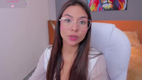 sussy_sweet4u online show from 28, 2, 2025
