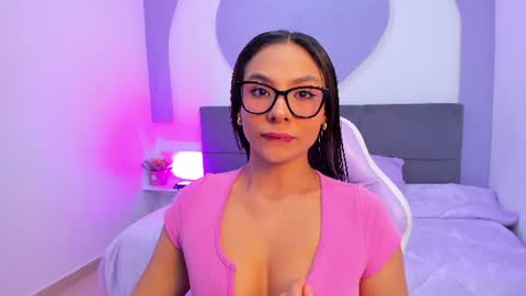 sussy_sweet4u online show from 21, 6, 2026