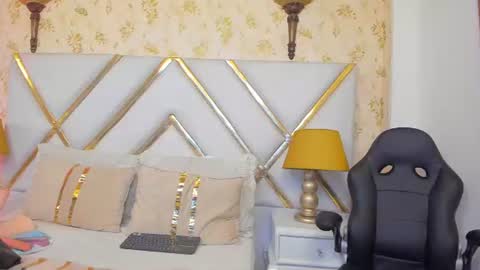 sussyfoxx_ online show from 17, 6, 2026