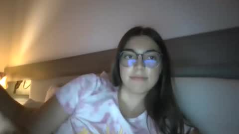 susyli online show from 1, 12, 2025