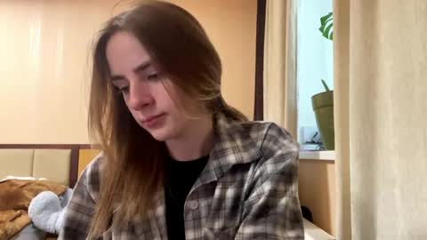 Emila online show from 20, 4, 2026