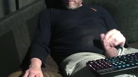 Snapshot of swartarn chatting on 11, 12, 2024 ArnSwart online show from 11, 12, 2024