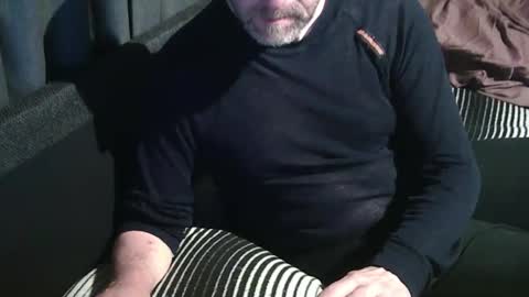 Snapshot of swartarn chatting on 7, 10, 2025 ArnSwart online show from 7, 10, 2025