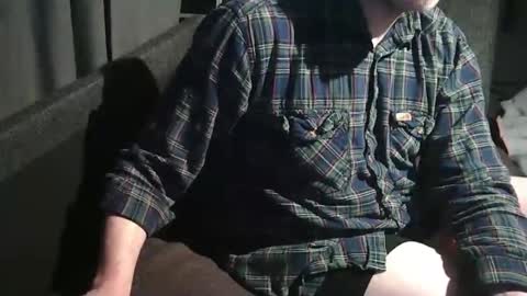 Snapshot of swartarn chatting on 22, 10, 2025 ArnSwart online show from 22, 10, 2025