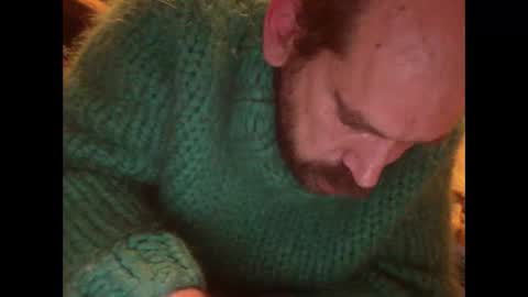 Snapshot of sweaterboy666 chatting on 9, 2, 2025 sweaterboy666 online show from 9, 2, 2025